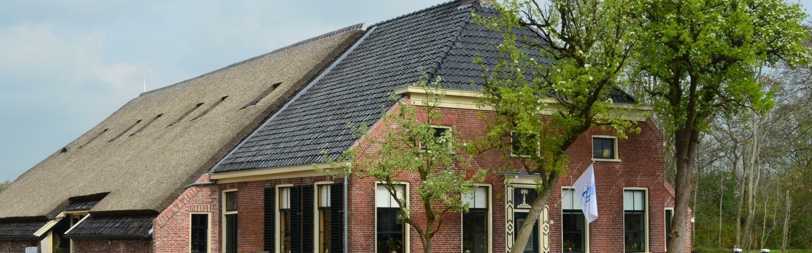 boerderijlinks1600-site-dorpshuis